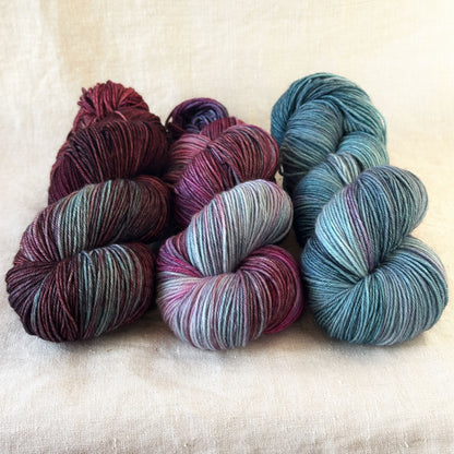 Flowers in the Mist gradient set